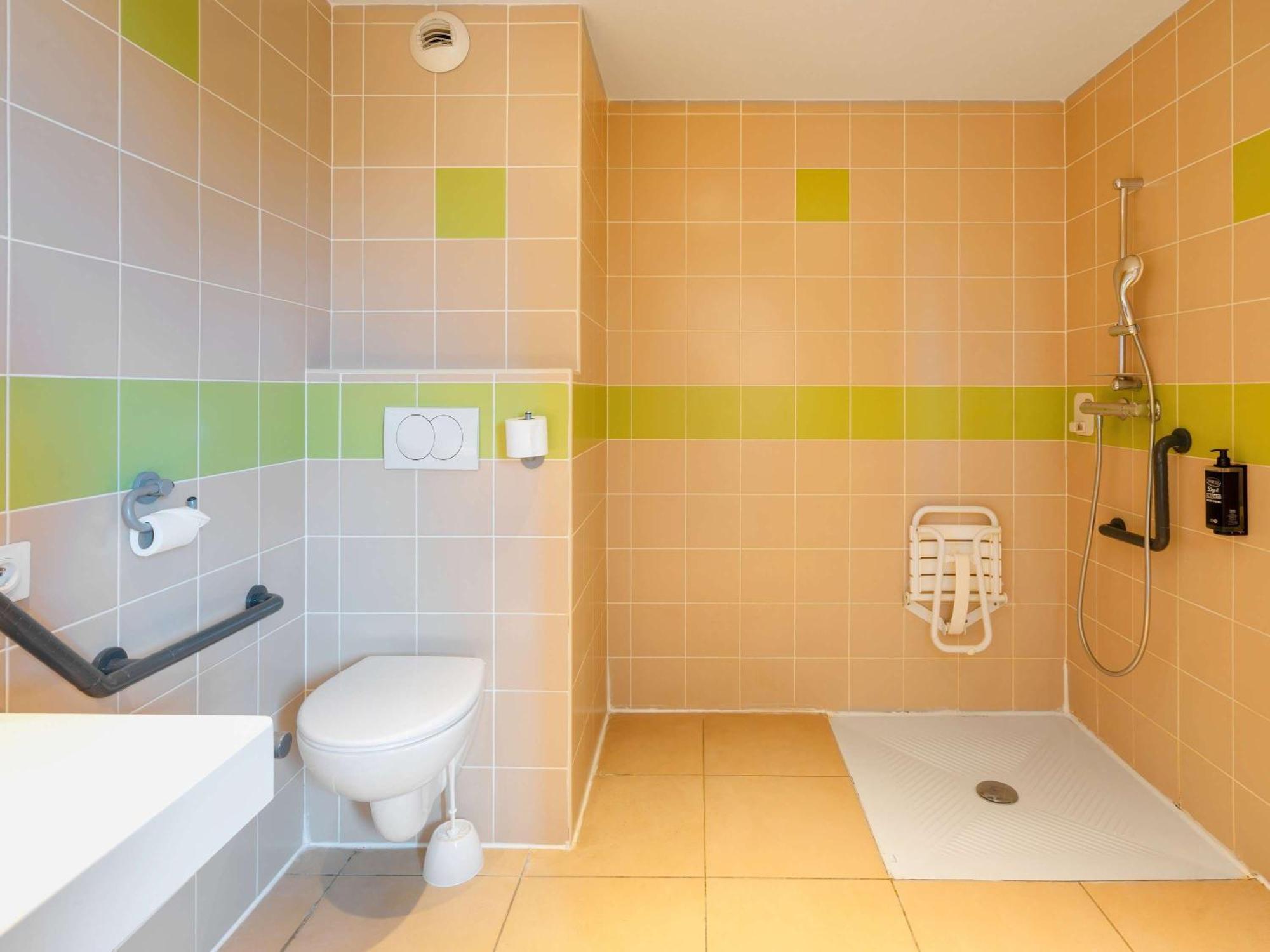Ibis Budget Manosque Cadarache Exteriér fotografie